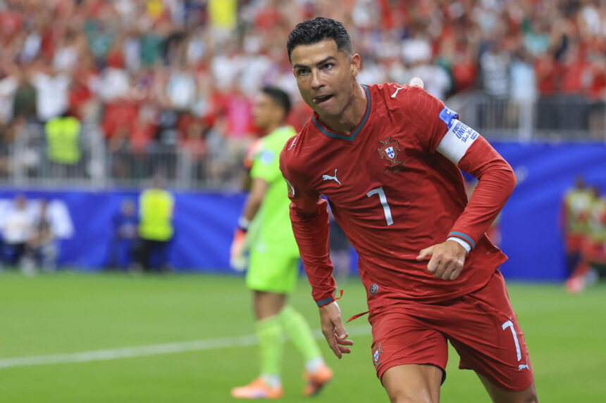 Jorge Jesus afirmó que Cristiano Ronaldo puede volver a Portugal