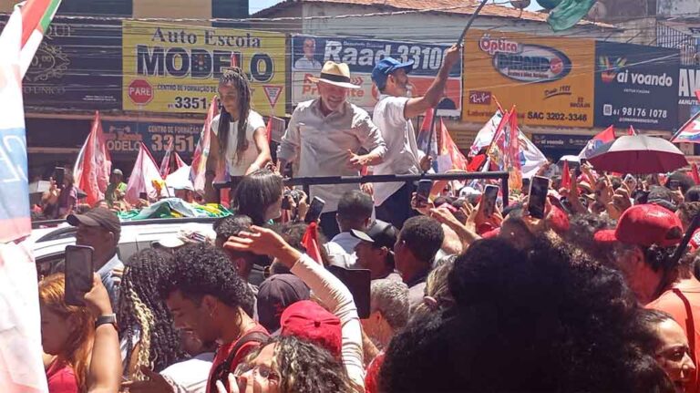 Campaña electoral en Brasil: Lula da Silva reinició sus actividades proselitistas