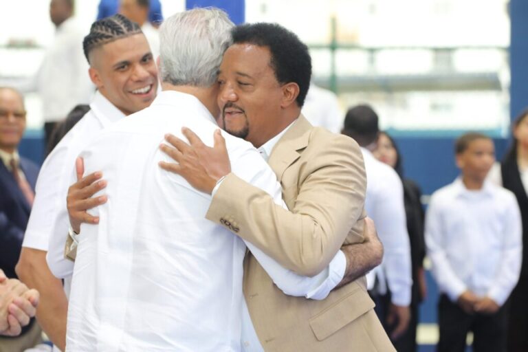 Inauguran el Complejo Educativo y Deportivo Pedro Martínez en Manoguayabo