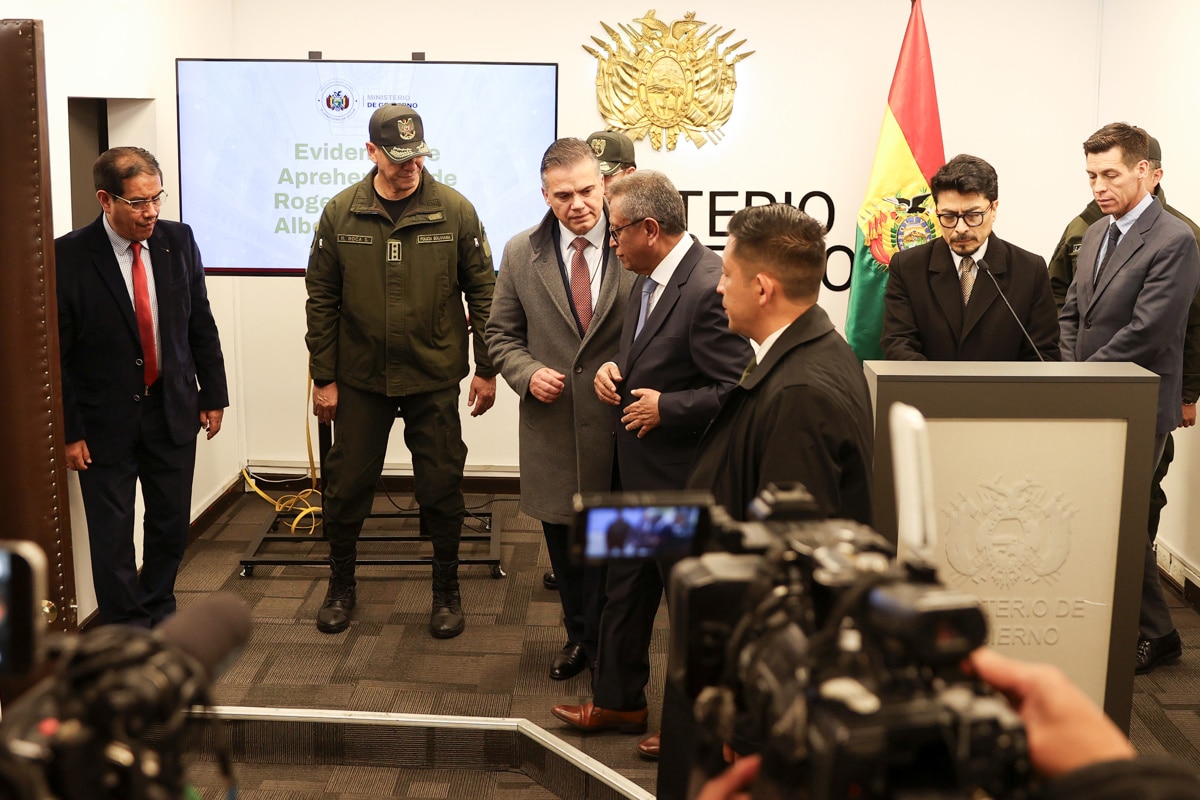 Detienen a Roger Mariaca en el Aeropuerto Internacional de Viru Viru