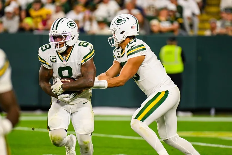 acusaciones contra Josh Jacobs: el corredor de los Green Bay Packers en un partido de la NFL