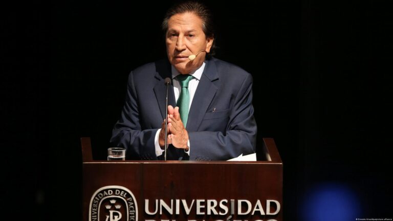 Alejandro Toledo hospitalizado: el expresidente peruano durante un foro en Lima