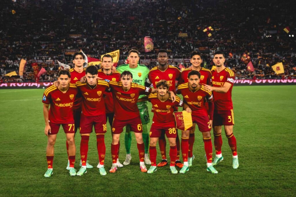 Once inicial de la Roma en el estadio Olímpico, en pleno arranque de la Roma en la Serie A