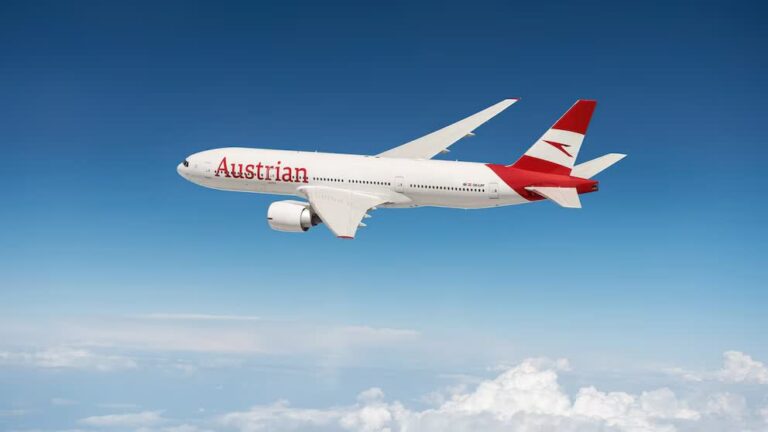 Avión de Austrian Airlines en vuelo, la aerolínea cuyo Airbus A320 aterrizó de emergencia en Sofía