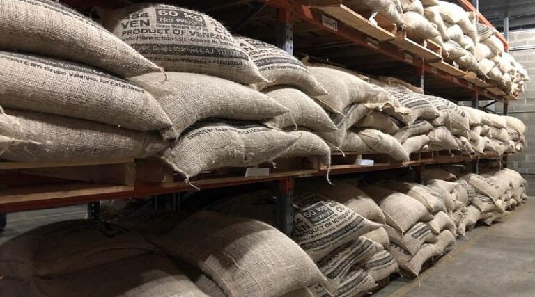 Café de Mérida: granos de café venezolano listos para su exportación a Australia