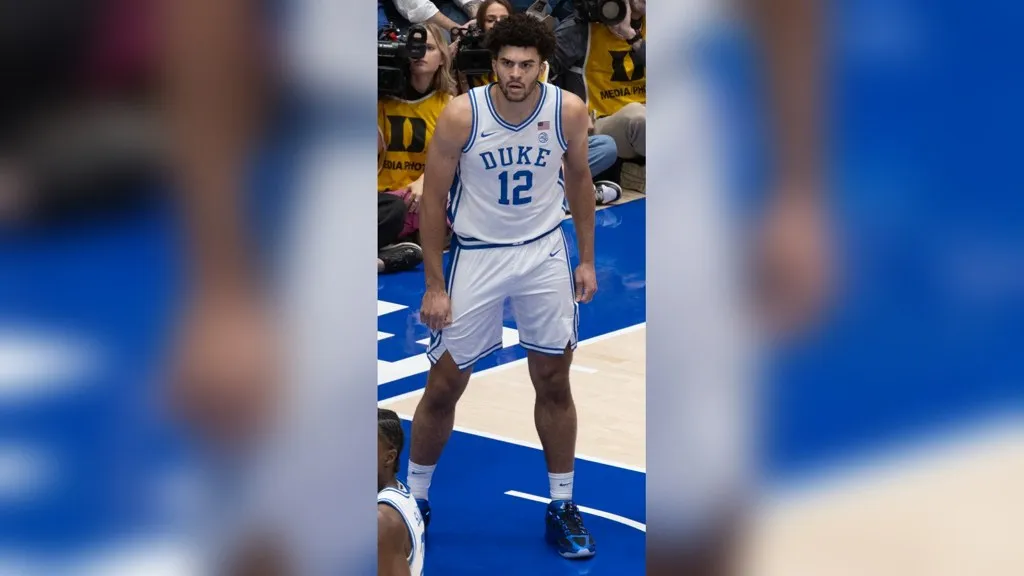 Cam Boozer triple doble: el ala-pívot de Memphis, completo y de frente, en su etapa en Duke