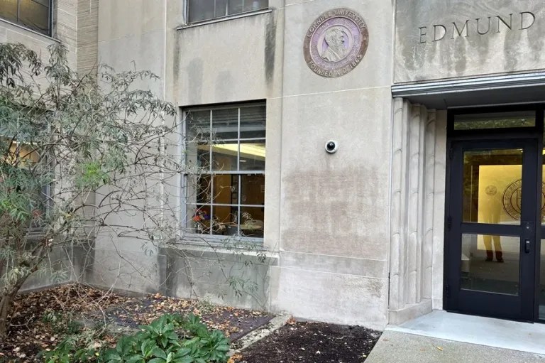Edificio de la Universidad de Cornell en el caso Cornell de Jane Doe