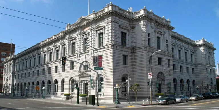 Edificio James R. Browning, sede de la Corte de Apelaciones del Noveno Circuito en San Francisco, que ordenó restablecer el TPS para venezolanos
