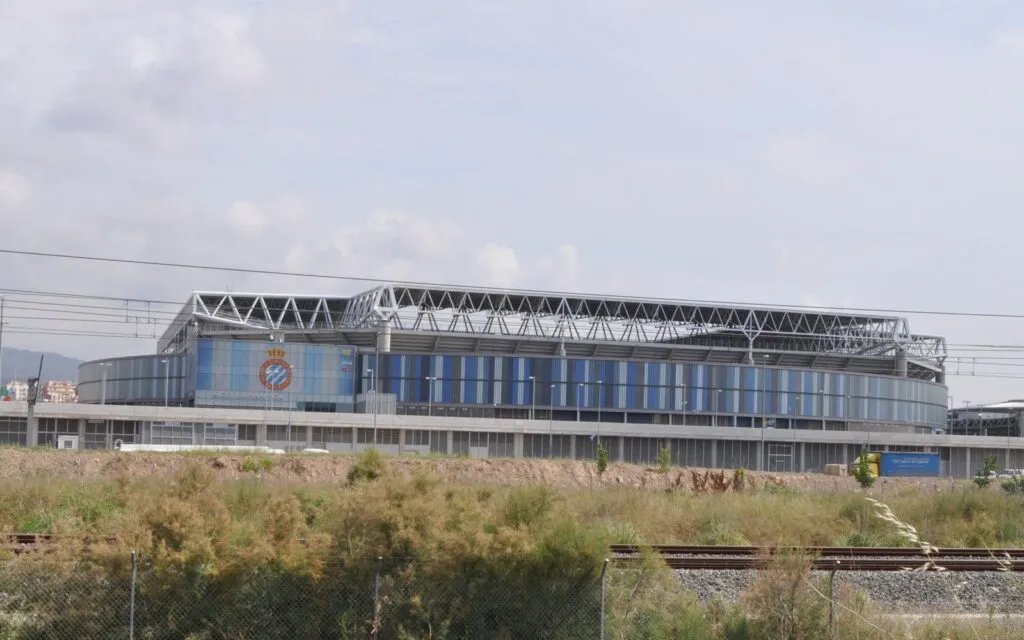 Eder Sarabia: el RCDE Stadium, la casa del RCD Espanyol que dirigirá hasta 2028