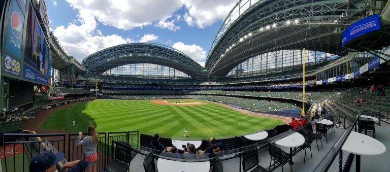 Vista panorámica del American Family Field de Milwaukee, sede de los Juegos 1 y 2 de la Serie Mundial 2026