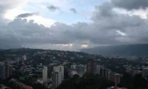 Inameh pronostica lluvias y actividad eléctrica en varias regiones de Venezuela