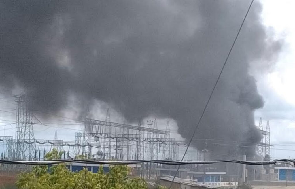 Incendio subestación Barquisimeto: humo negro sobre las instalaciones de El Manzano