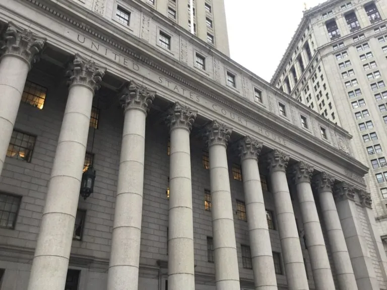 Informe que justifica ataques a lanchas: fachada del tribunal federal Thurgood Marshall en Nueva York, sede del Distrito Sur