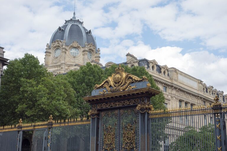 Palacio de Justicia de París, sede de los tribunales donde avanzan los juicios acelerados en Francia