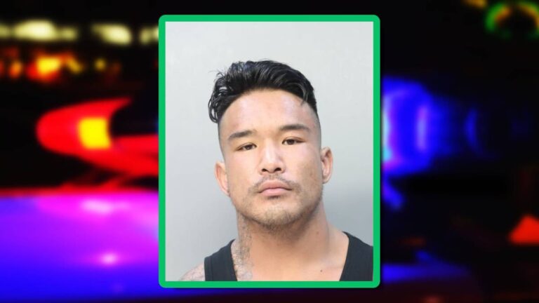 Khuslen Saruultuya, influencer acusado de balear a un repartidor de Uber Eats en Miami-Dade, en su foto de arresto