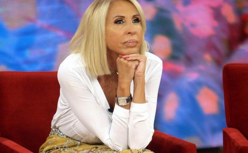 La presentadora Laura Bozzo, hospitalizada de urgencia en Acapulco