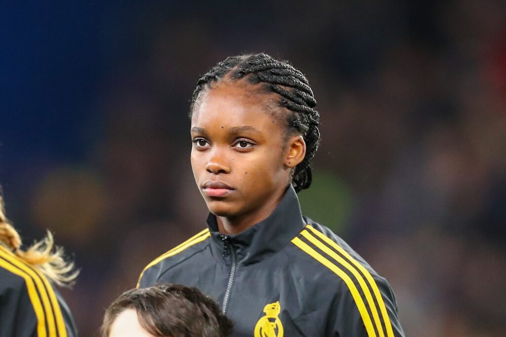 Linda Caicedo con el Real Madrid antes de un partido de la Champions League Femenina