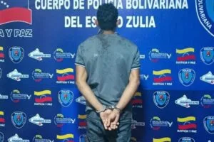 Detenido por violencia de género en Machiques frente a la sede de la Policía del Zulia