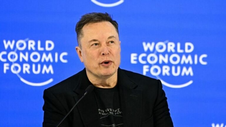 salida de Zelenski: Elon Musk durante una intervención pública, en medio de la tensión entre Kiev y Washington