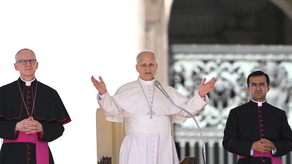 El papa León XIV pasó bien la noche y desayunó en el hospital tras su operación papa León XIV durante una audiencia general en el Vaticano