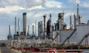 Refinería de Amuay del Complejo de Refinación Paraguaná de Pdvsa refinación 2027