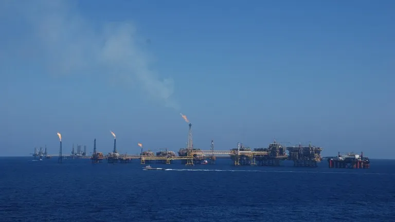 Pérdidas de Pemex: plataformas petroleras del complejo Cantarell, operado por Pemex en la bahía de Campeche