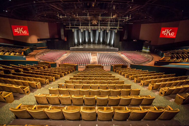 Interior del James L. Knight Center de Miami, sede de los Premios Billboard de la Música Latina 2026