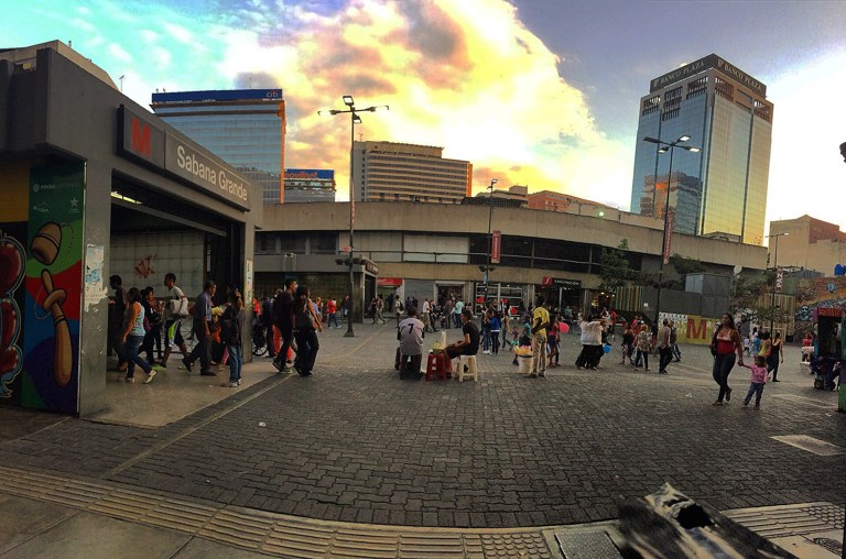 protesta de jubilados: bulevar de Sabana Grande, en Caracas, sector de Plaza Venezuela