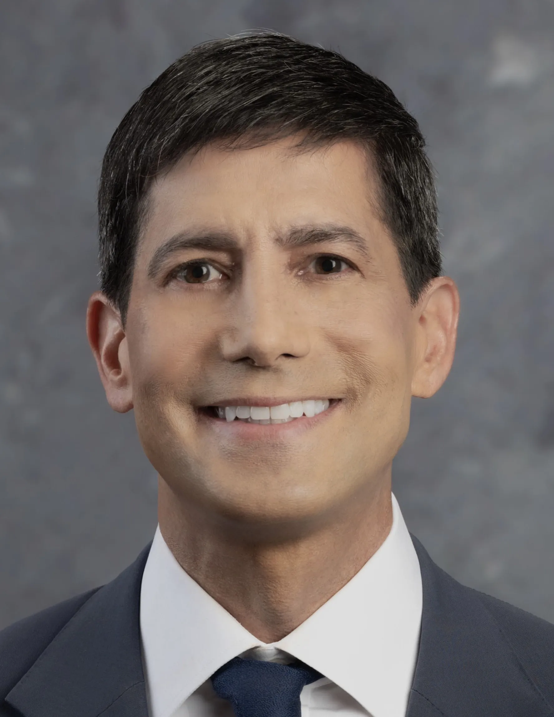 Reserva Federal mantiene las tasas: Kevin Warsh, presidente de la Fed, en su retrato oficial