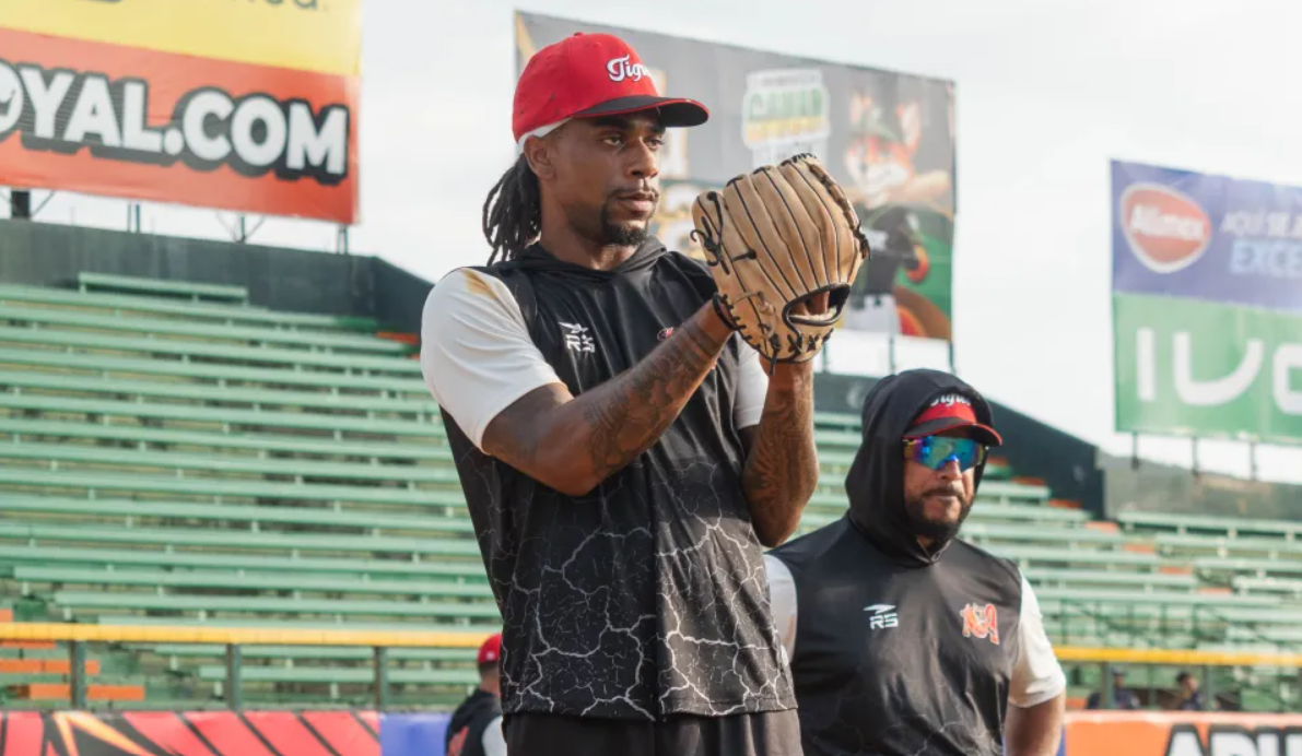 Ronnie Williams se suma a los Tigres y apunta a la rotación Ronnie Williams Tigres durante su primera práctica con los Tigres de Aragua en la LVBP