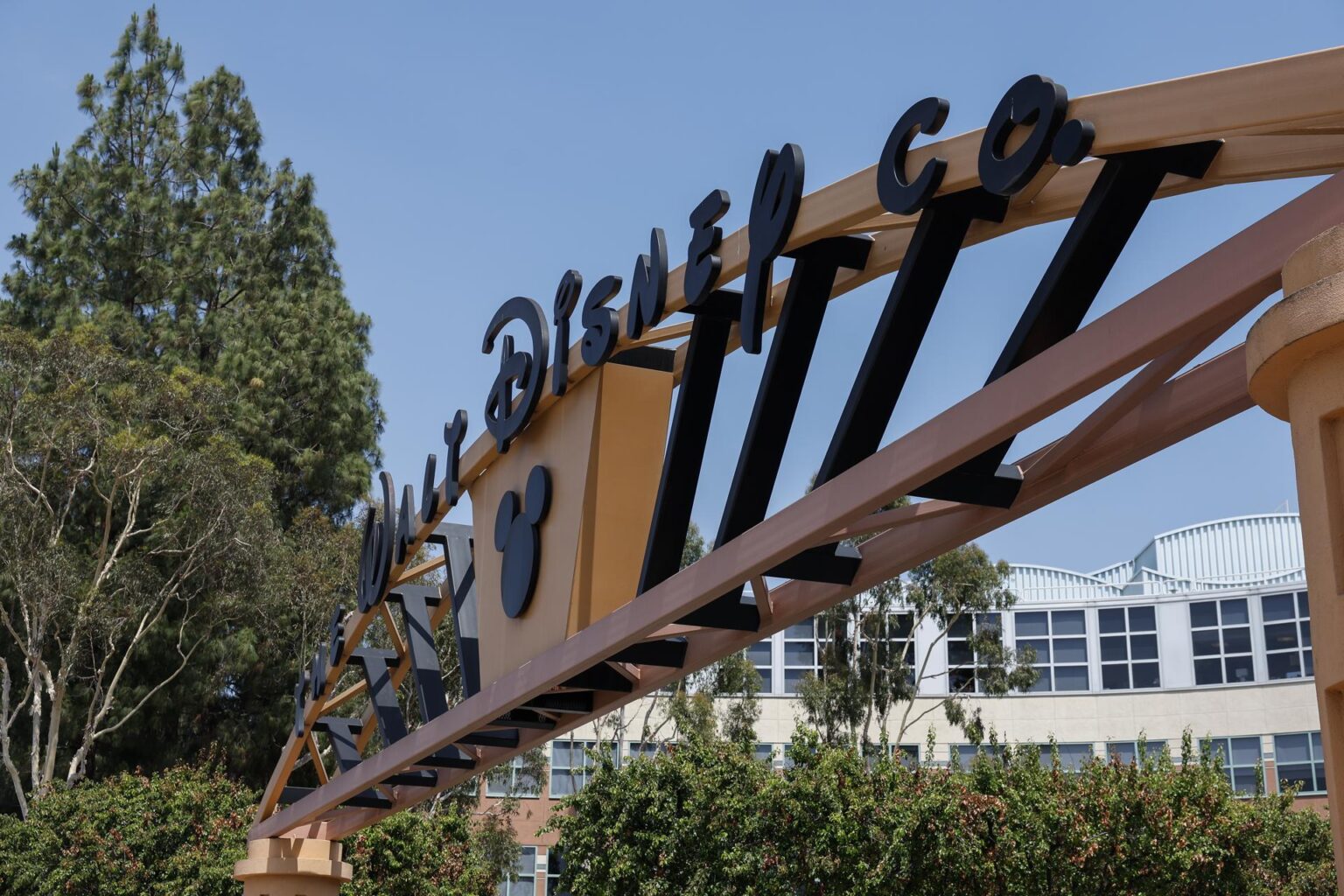 Walt Disney despide a cerca de 300 trabajadores en reestructuración