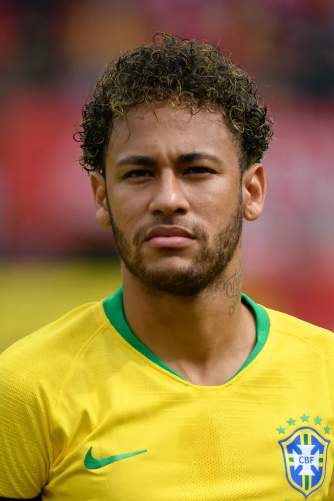 Sanción a Neymar por la Ley Vinícius: retrato de Neymar con la camiseta de la selección de Brasil