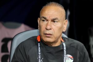 Sanciones de la FIFA a Egipto: Hossam Hassan, seleccionador egipcio, durante el Mundial 2026