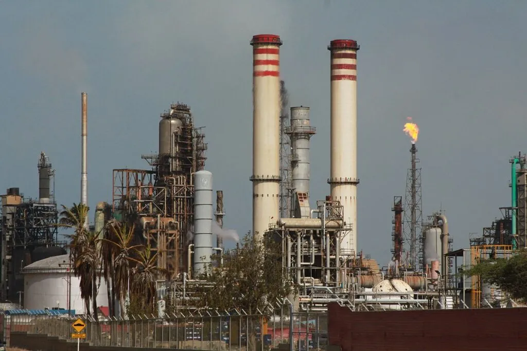 Refinería de Amuay de Pdvsa, la infraestructura que cubre la alianza Sulzer Pdvsa