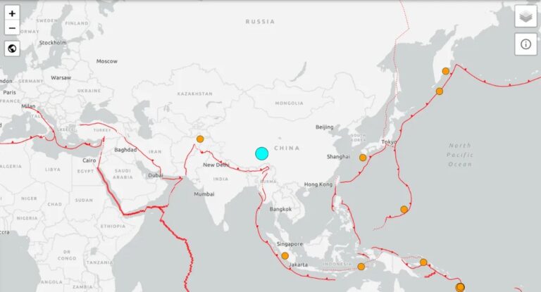Mapa del USGS con el epicentro del terremoto en el Tíbet marcado en el norte de China