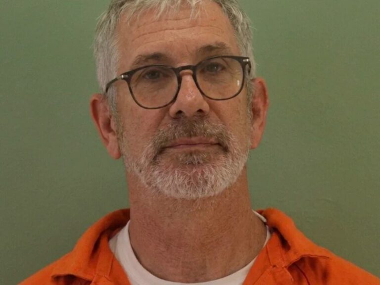 Foto policial de Terry Ward tras su arresto en Richmond, Virginia