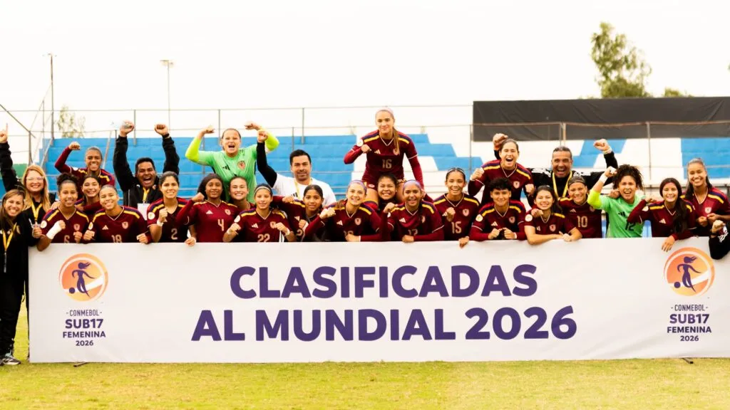 La Vinotinto Sub-17 femenina de Venezuela celebrando su clasificación al Mundial de Marruecos 2026
