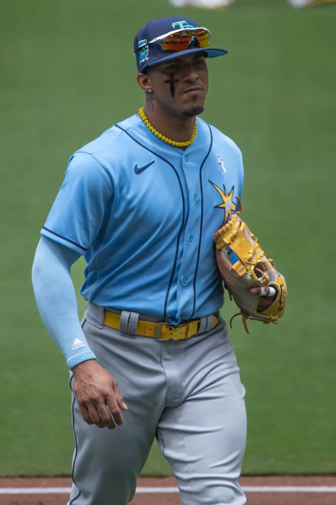 Wander Franco con el uniforme de los Tampa Bay Rays durante un partido de las Grandes Ligas