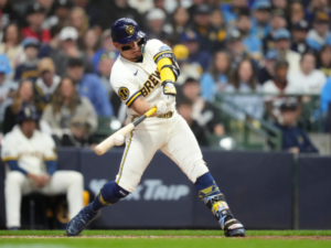 William Contreras, figura de los Brewers ante los Dodgers vs Brewers Juego 2